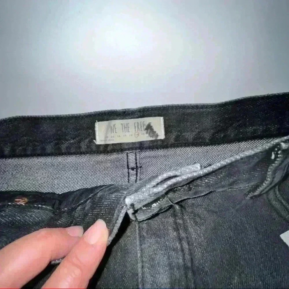 Free People We the Free Black Demin Destroyed Mini Skirt New with tags - Picture 8 of 8